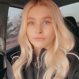 Meet your Posher, Josie